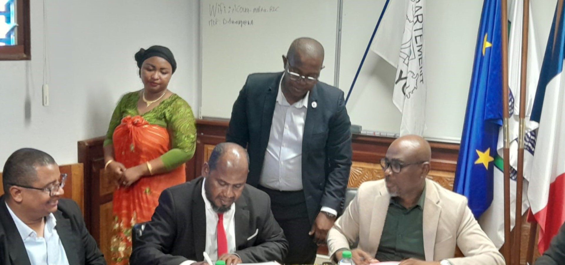 Signature de conventions entre le Département, Acoua et M’tsamboro