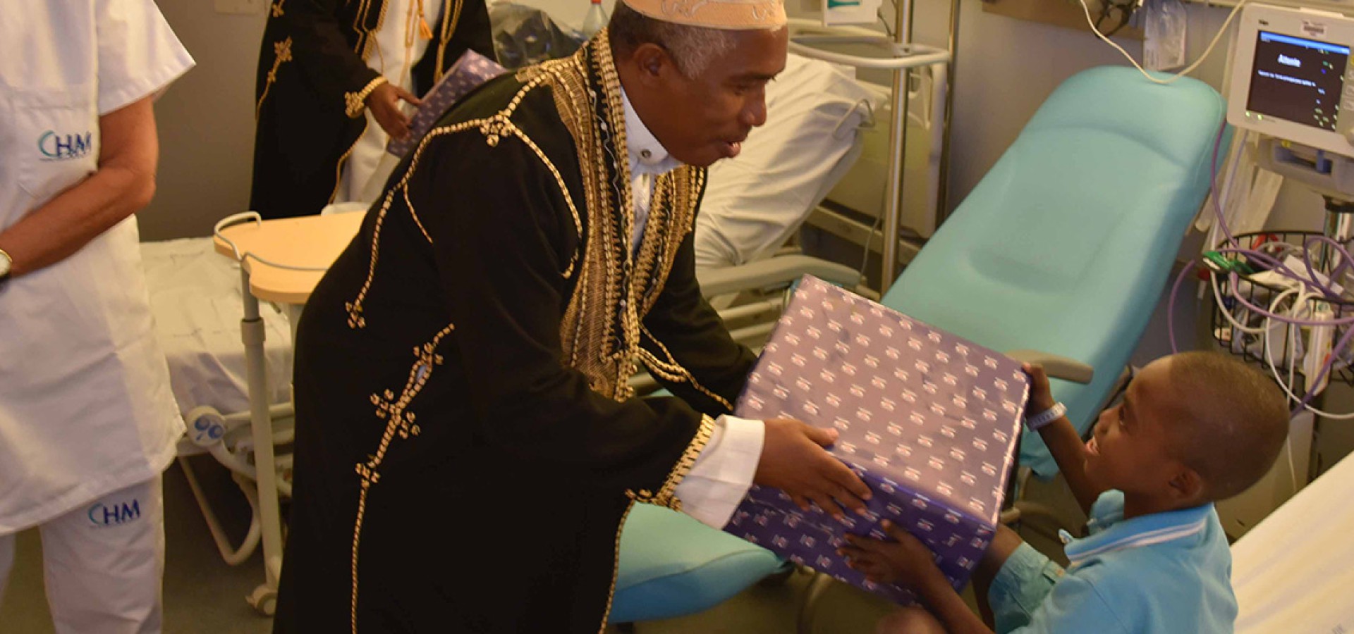 Aïd-el-Fitr : le Département au chevet des malades du CHM
