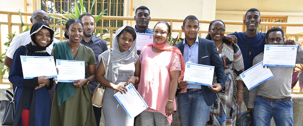 Remise de certificat et attestation du titre  professionnel formateur professionnel 