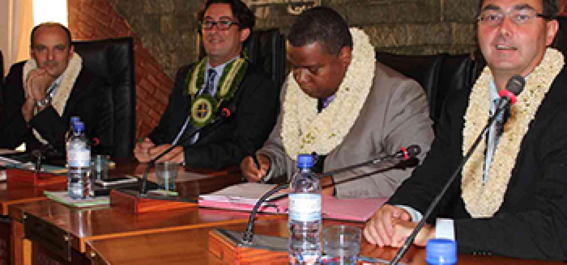 Signature des conventions de délégation et de financement du 10ème FED Régional