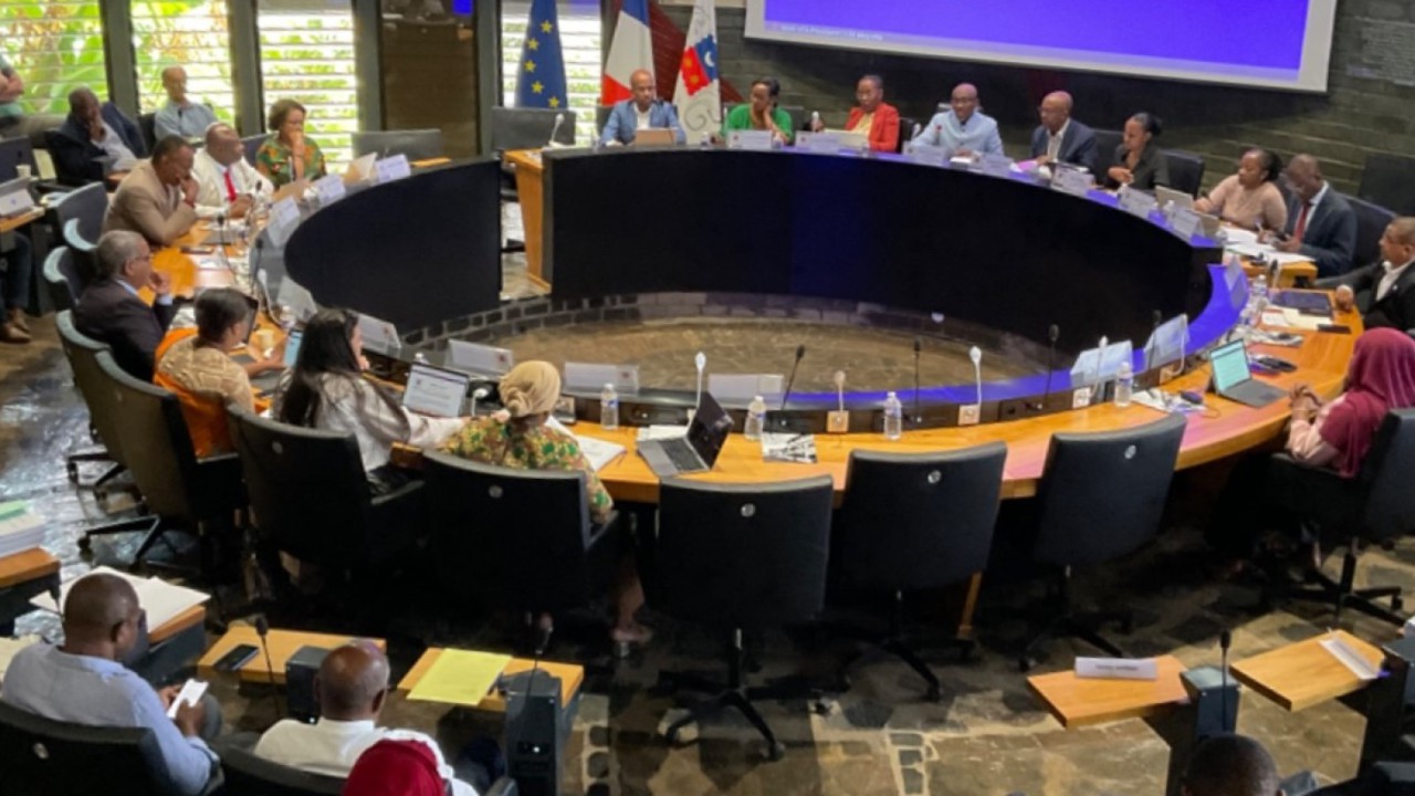 Séance plénière et commission permanente du 12 juin 2024