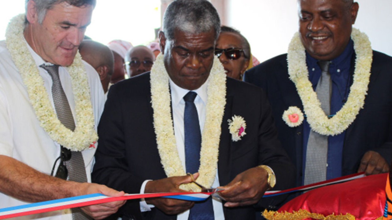 Inauguration en grandes pompes du complexe sportif départemental de Pamandzi