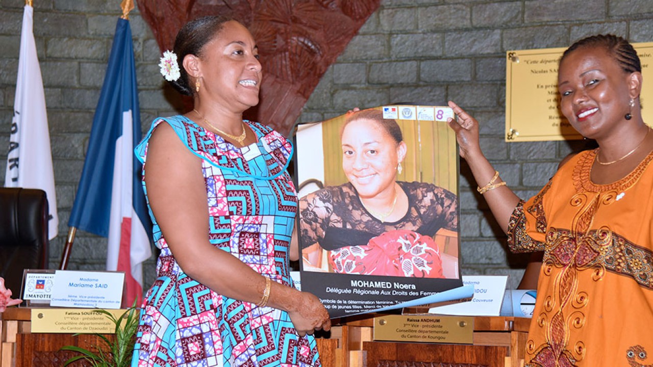 Journée Internationale de la femme à Mayotte : « La marraine en action »