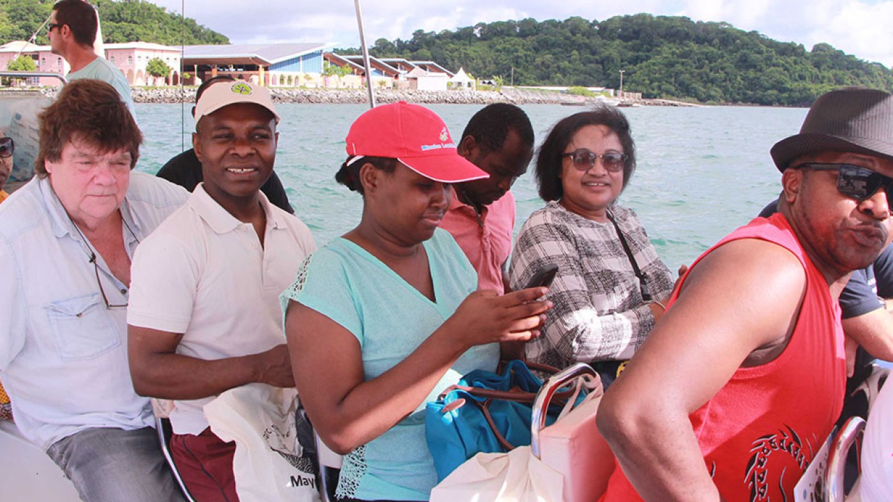 Rencontre entre le Parc naturel marin et les élus de Mayotte