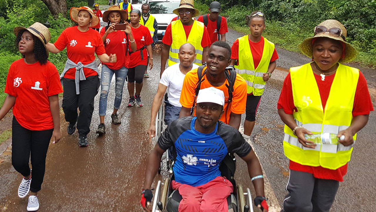 Tour de Mayotte en fauteuil roulant : forte mobilisation de la MDPH