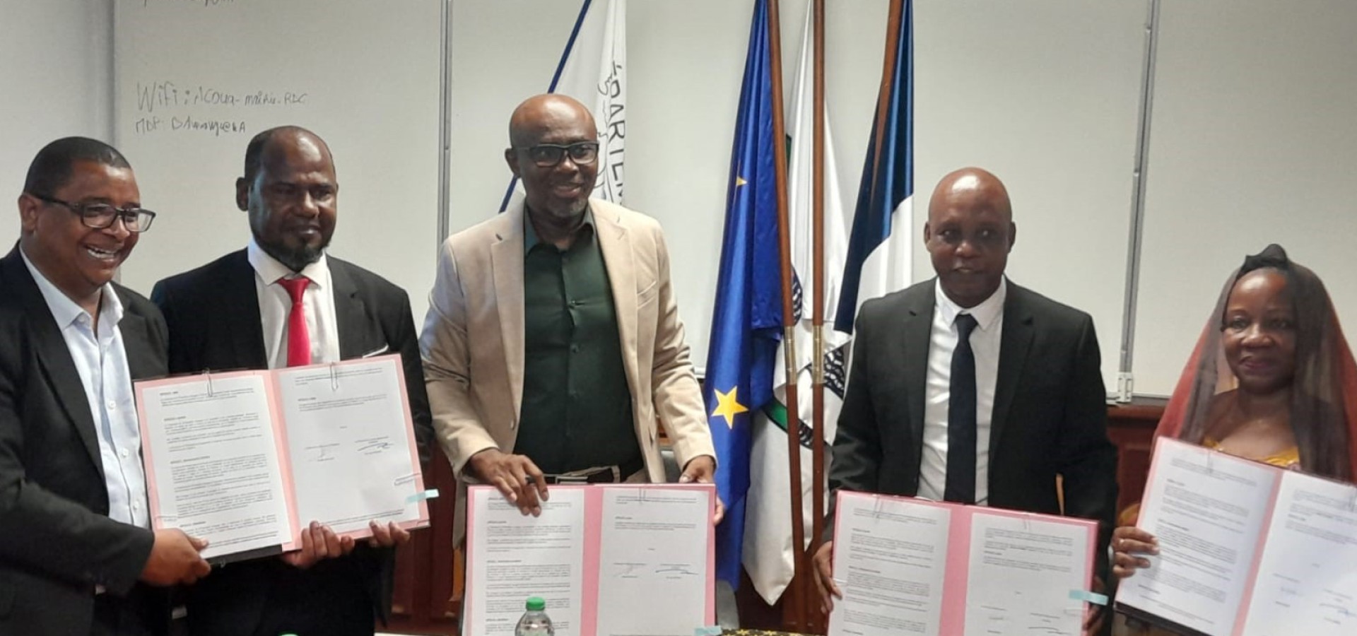 Signature de conventions entre le Département, Acoua et M’tsamboro